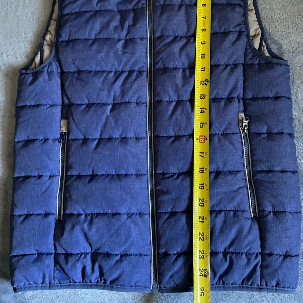 Untuckit Vest - Picture 5 of 7